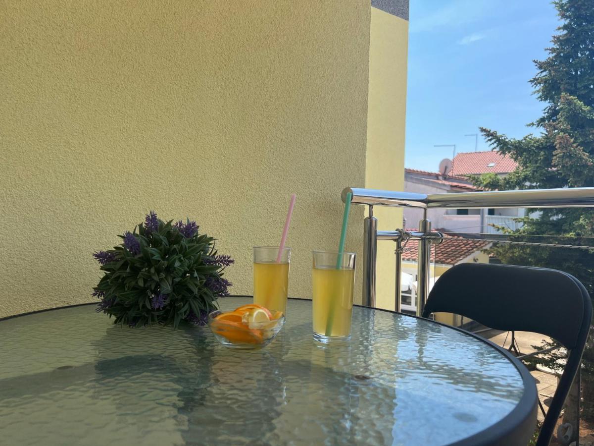 House Roca Apartment Vodice Exterior photo
