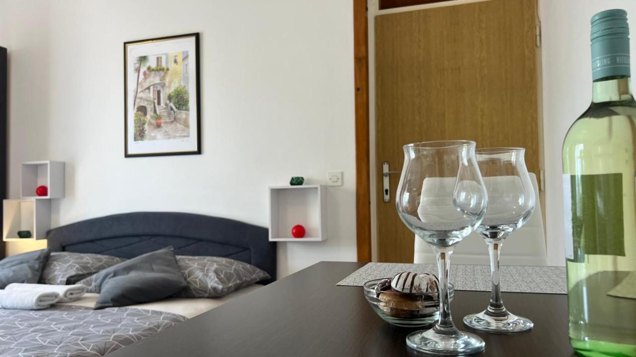 House Roca Apartment Vodice Exterior photo