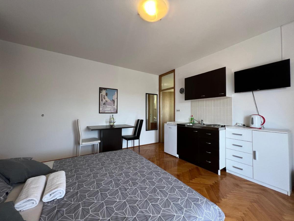 House Roca Apartment Vodice Exterior photo